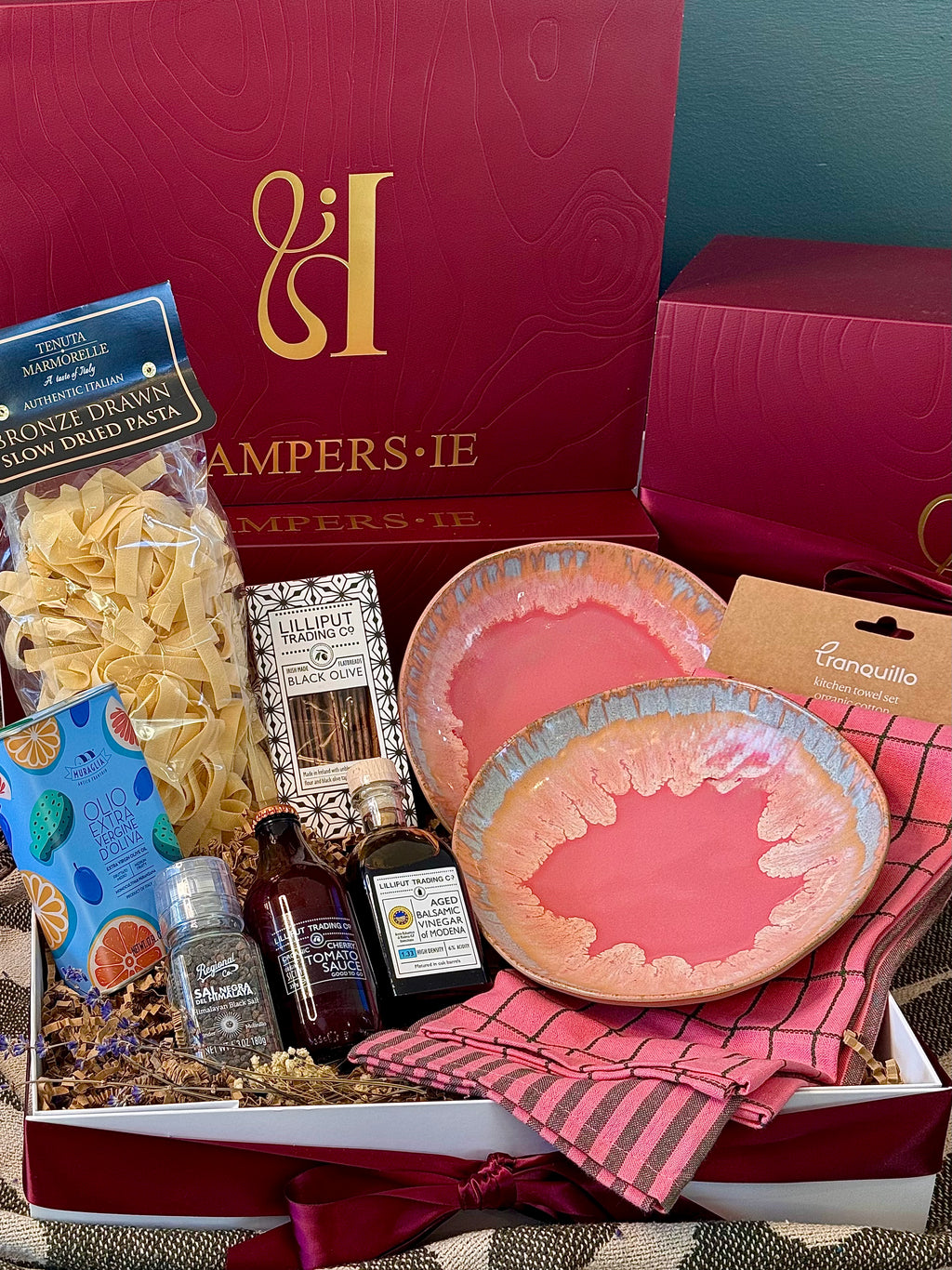DATE NIGHT GIFT HAMPER